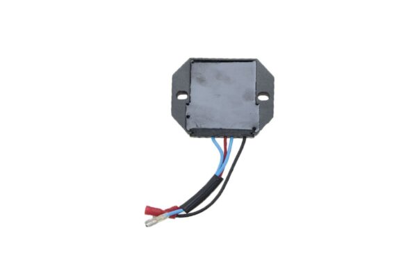 Regolatore di tensione Kubota B7001, B1200, B1400, B1402, B1502, B4200, B5100, B6100, B7100, Yanmar, YM100, YM1300, YM1500 - immagine 2