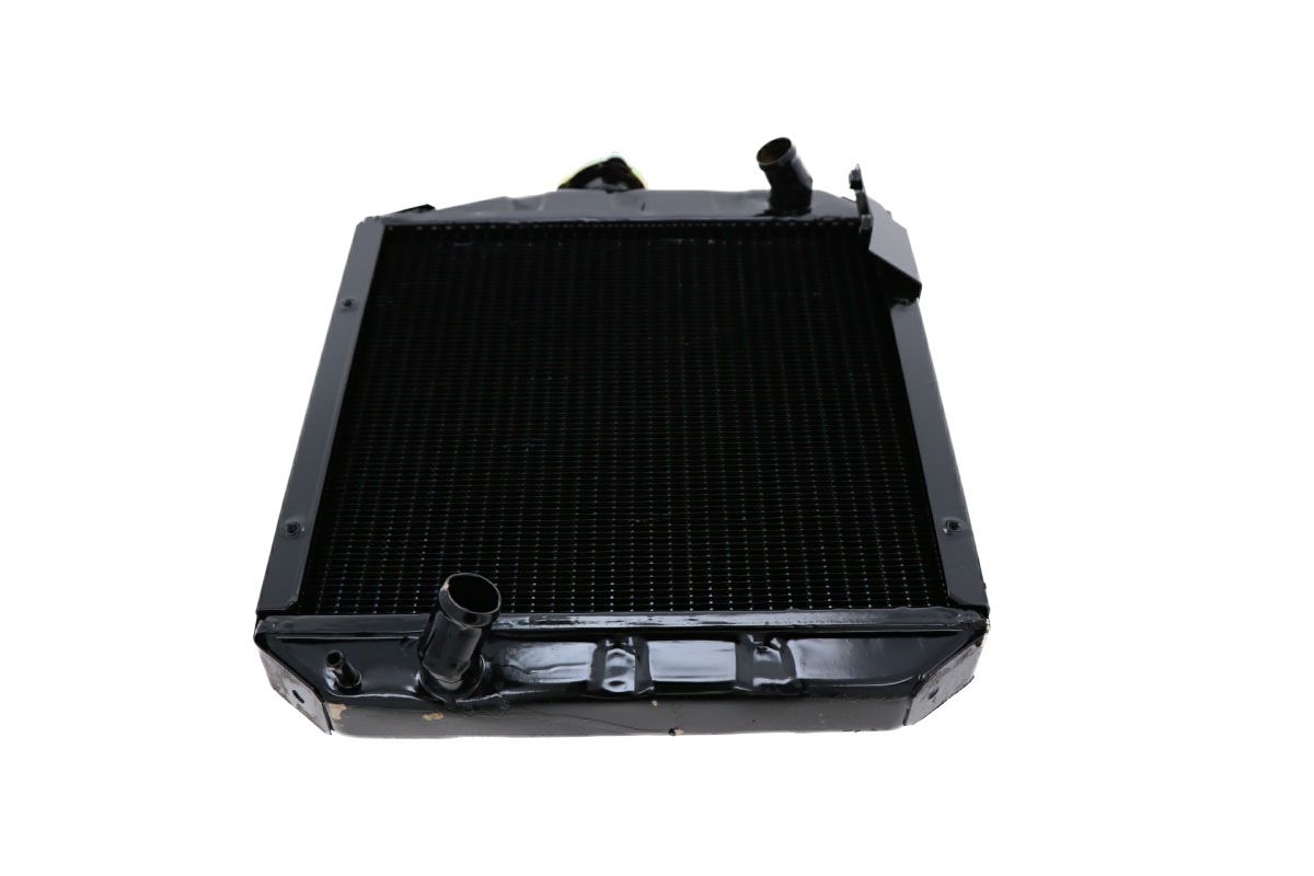 Radiatore Yanmar YM1601, YM1602, YM1610, YM1702, YM1720, YM1802, YM1810, YM1820, YM2002, YMG1800, YMG2000