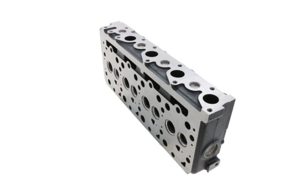 Testata Iniezione indiretta Kubota V2003 IDI, V2203 IDI, V2403 IDI Tipo B, Kioti, Ausa, Bobcat Etc - immagine 3