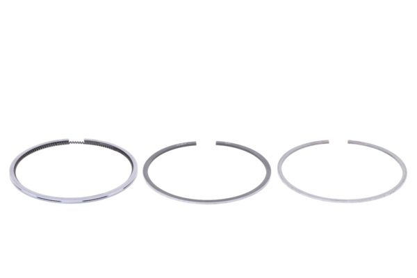 Set anelli pistone +0.25mm Kubota D902, Z602, - immagine 2